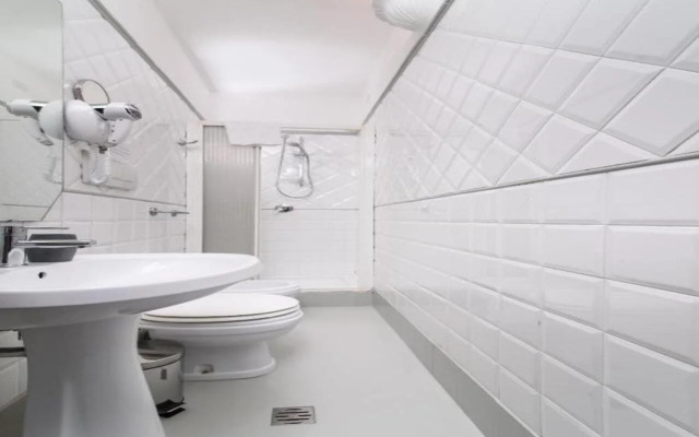 White Caesar Guesthouse