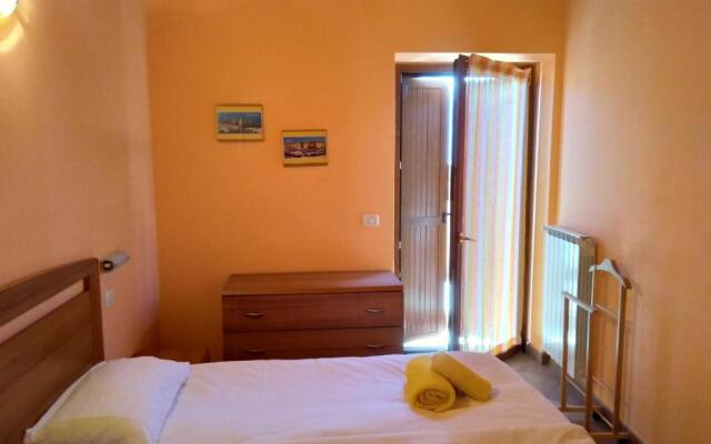 Ulivi Sul Garda Garden by Gardadomusmea