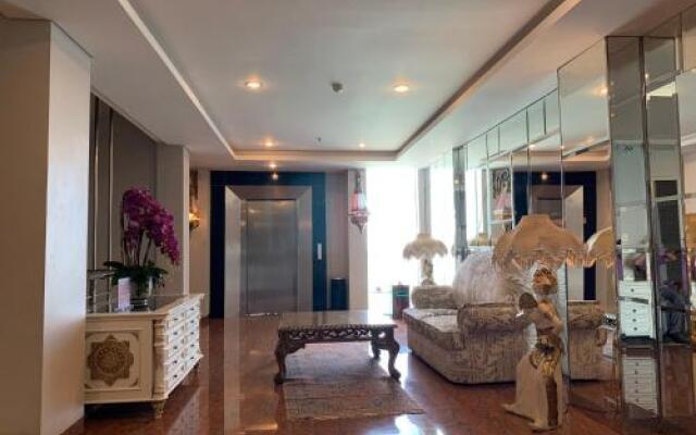 M Hotel Kupang