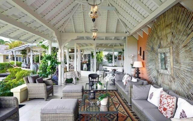Villa Point of View