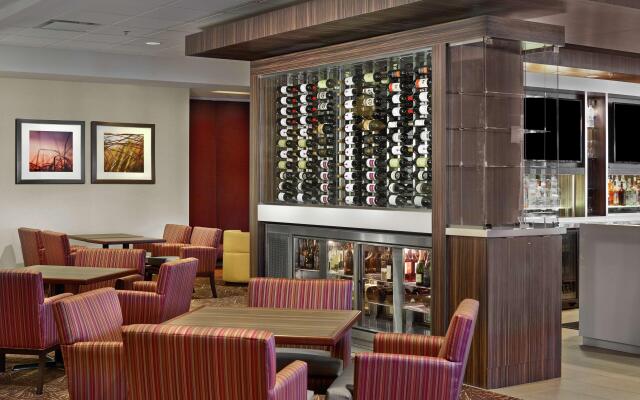 DoubleTree by Hilton Hotel West Edmonton