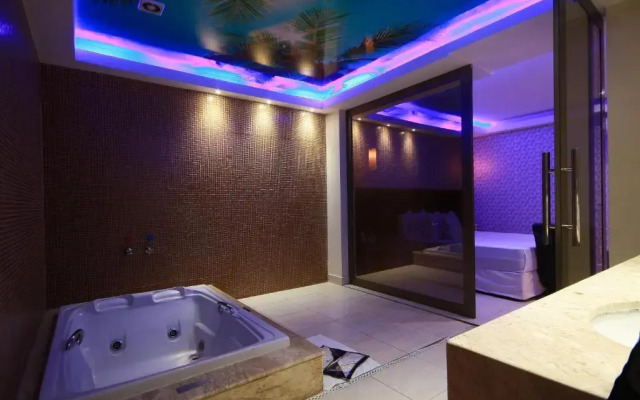 Lessence Motel