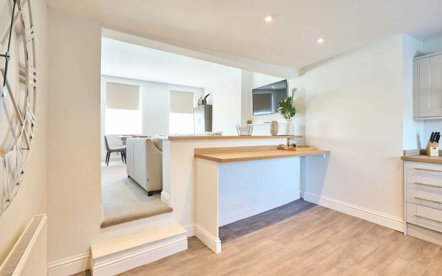 Host Stay Albert House