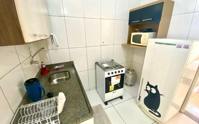 Flats funcionais com AR em importante avenida da cidade