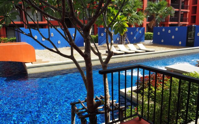 Bluroc Hua Hin Resort Condo