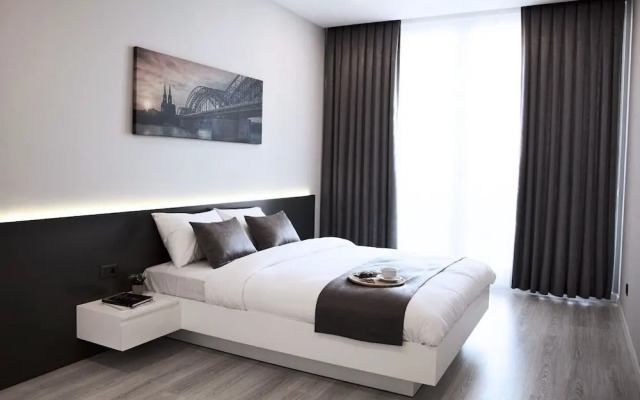 Freda Residence