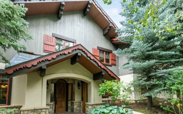 Vail_gore_creek_bergrose_5bd