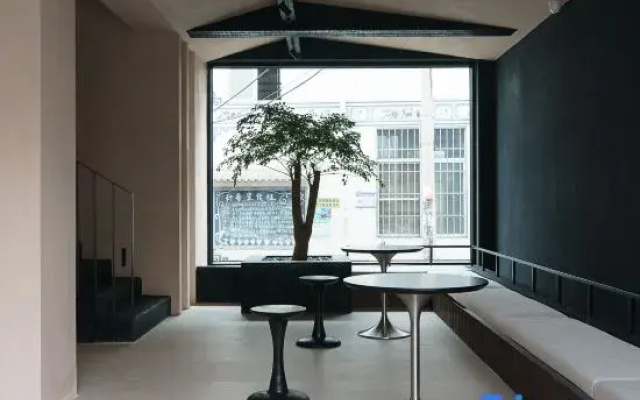 Yunman Hidden Luxury Homestay (Ancient City South Gate Branch)