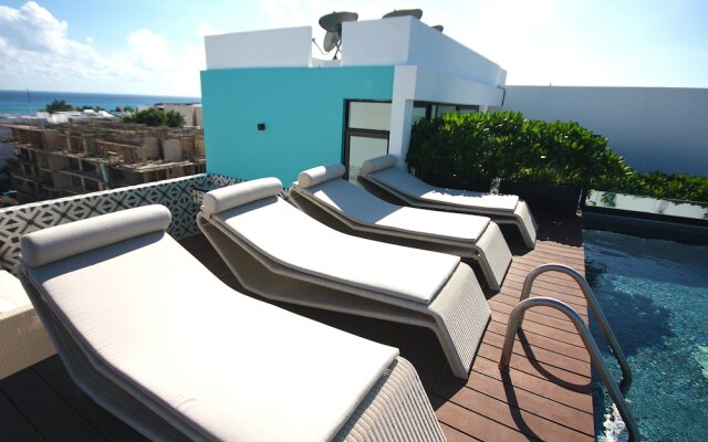 It Building 302 by iMexico