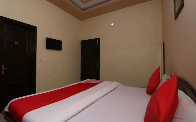 Hotel Gurudham Vrindavan by OYO Rooms
