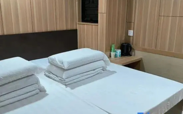 WIDE EVER HOSTEL (Mongkok MTR Exit E1)