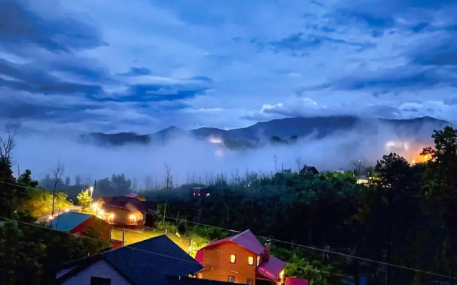 Newly Built Amazing View Chalet Perfect Location