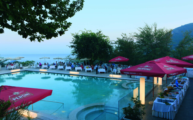 Nastro Azzurro Resort