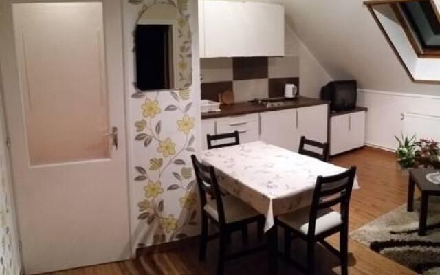 FaDóra Apartman