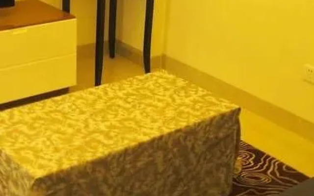 Yujiahui Characteristic Theme Apartment