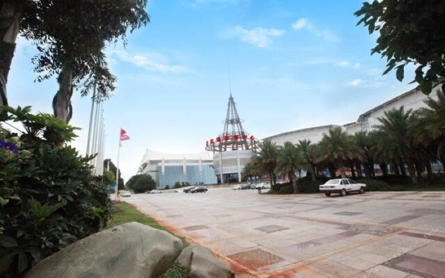 Kunming Lake View Hotel