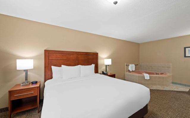 Comfort Inn & Suites El Centro I - 8