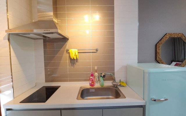 Jeju Halla and Tam Pension