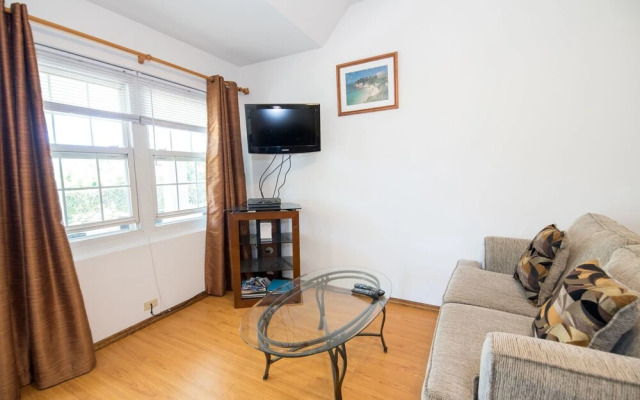 Windsong Guest Apartments