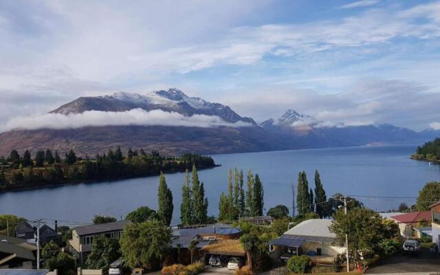 Earnslaw Lodge