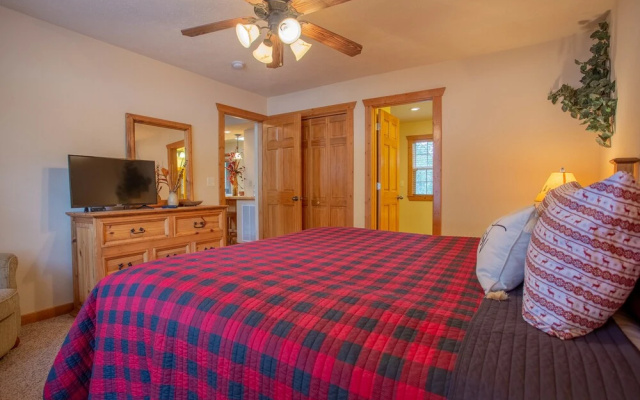 Serenity Lodge 4 Bedrooms 4 Bathrooms Home