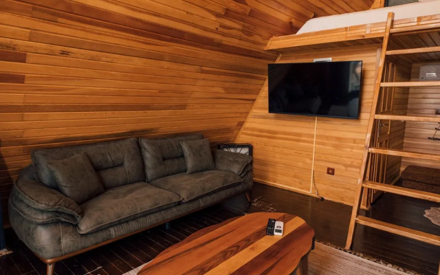 Sapanca Casamia Suit