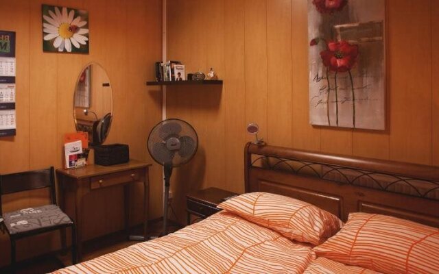 Lucky Place Hostel
