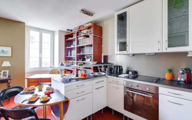 Amazing Le Marais Flat - 2 Mins to Hôtel de Ville