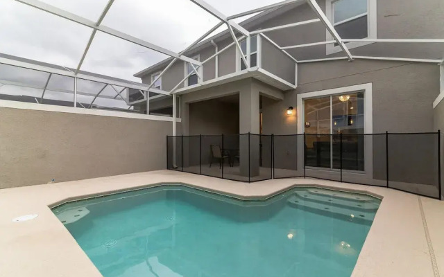 560pb- The Retreat at Championsgate