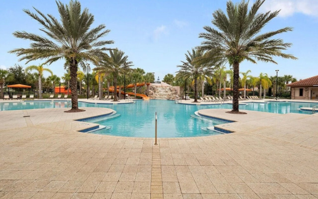 6100bod-solterra Resort