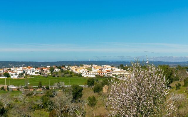 C13 - Belavista 3 Bed Apartment