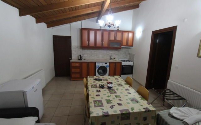 Hotel Ave Maria