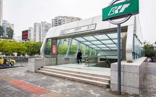 Chongqing Yubei·Chongqing North Station· Locals Apartment 00146280