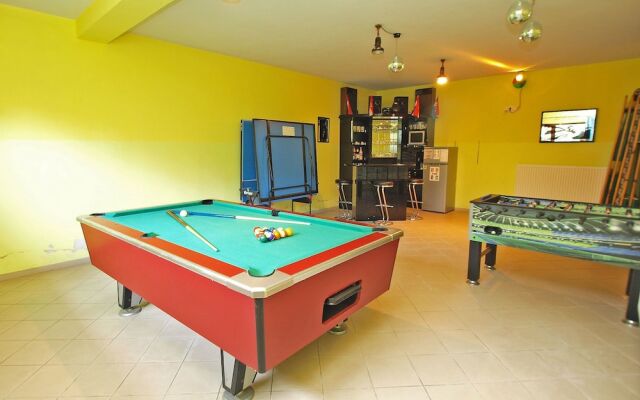 Apartment Denis 19