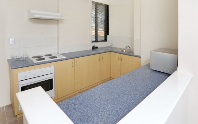 Lodestar Waterside Apartments