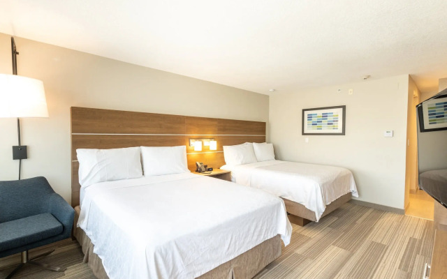 Holiday Inn Express Anaheim West by IHG