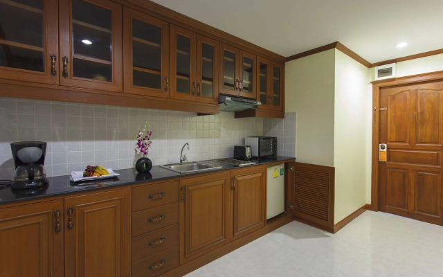 The Yim Siam Hotel