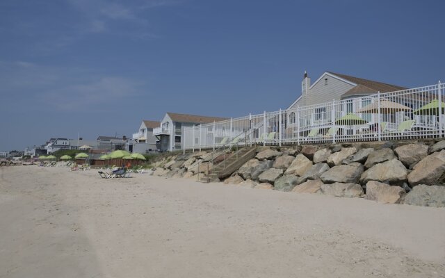 The Corsair & Cross Rip Oceanfront Resort