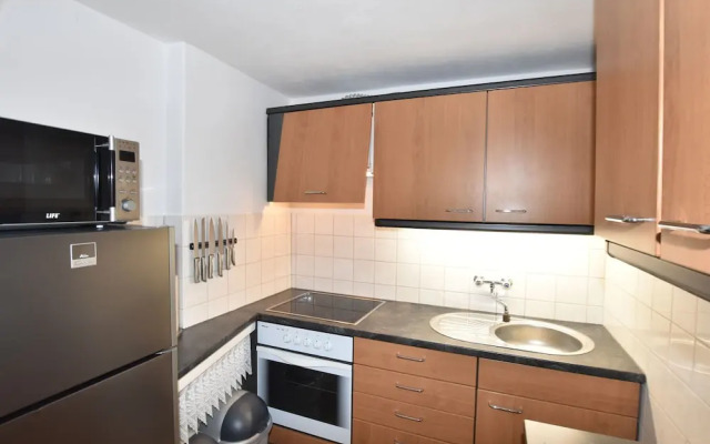 Comfortable Apartment in Steffenshagen with Garden