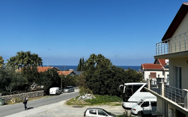 Convenient Sea View Flat in Central Kyrenia