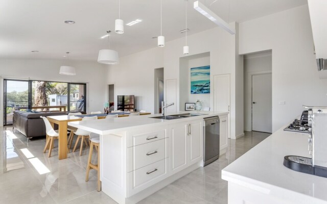 Diamond Bay Beach House