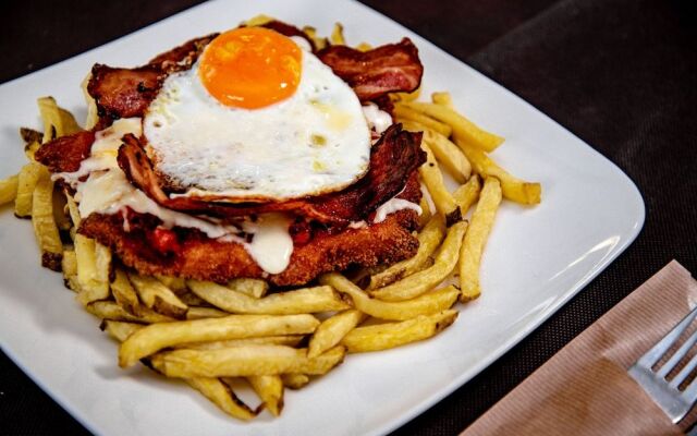 Hotel Chips Fene