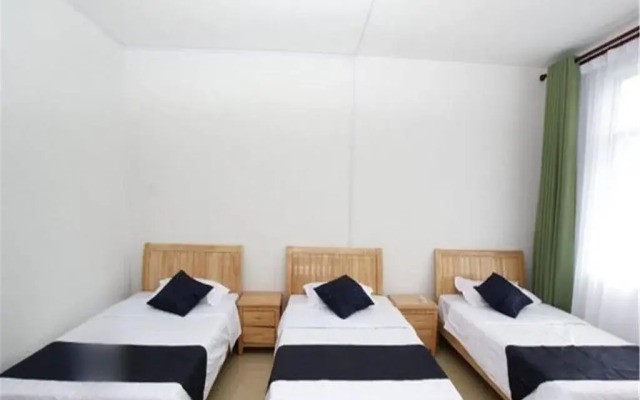 Yangsuo Mumu Sketch Base River Inn