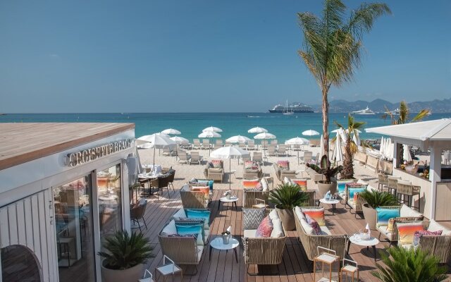 Croisette Beach Hotel Cannes - MGallery Collection