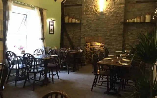 The Fountain Inn
