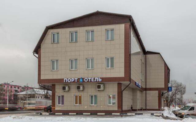 Port Hotel