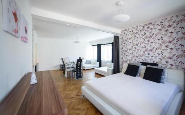 Apartments Old Town Square 27