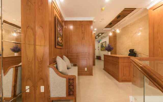 Woody House Boutique