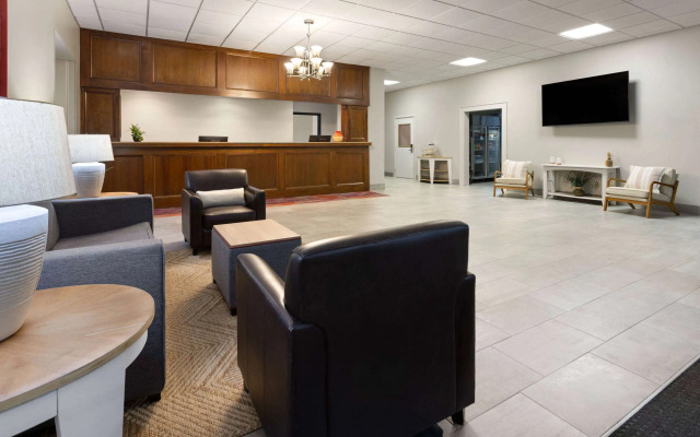Hawthorn Extended Stay by Wyndham Ellsworth / Bar Harbor