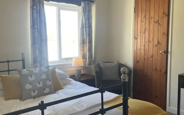 The Red Lion at Hellidon